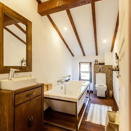 Auf Zwei Etagen, Mit Garten Und Ueberdachtem Grillplatz Holiday home